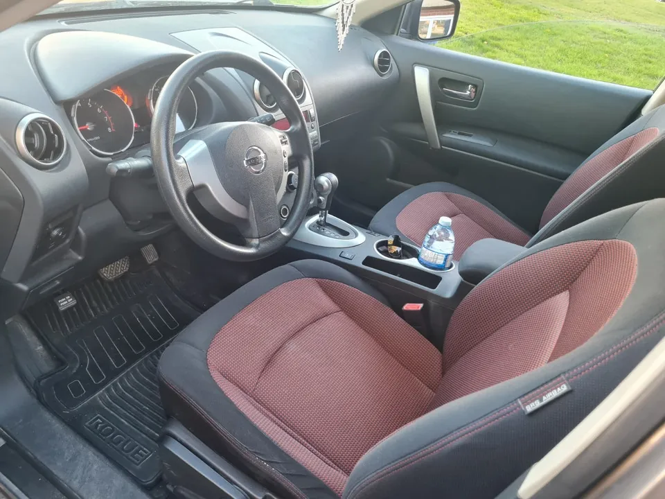 Nissan Rogue 2009 photo 2