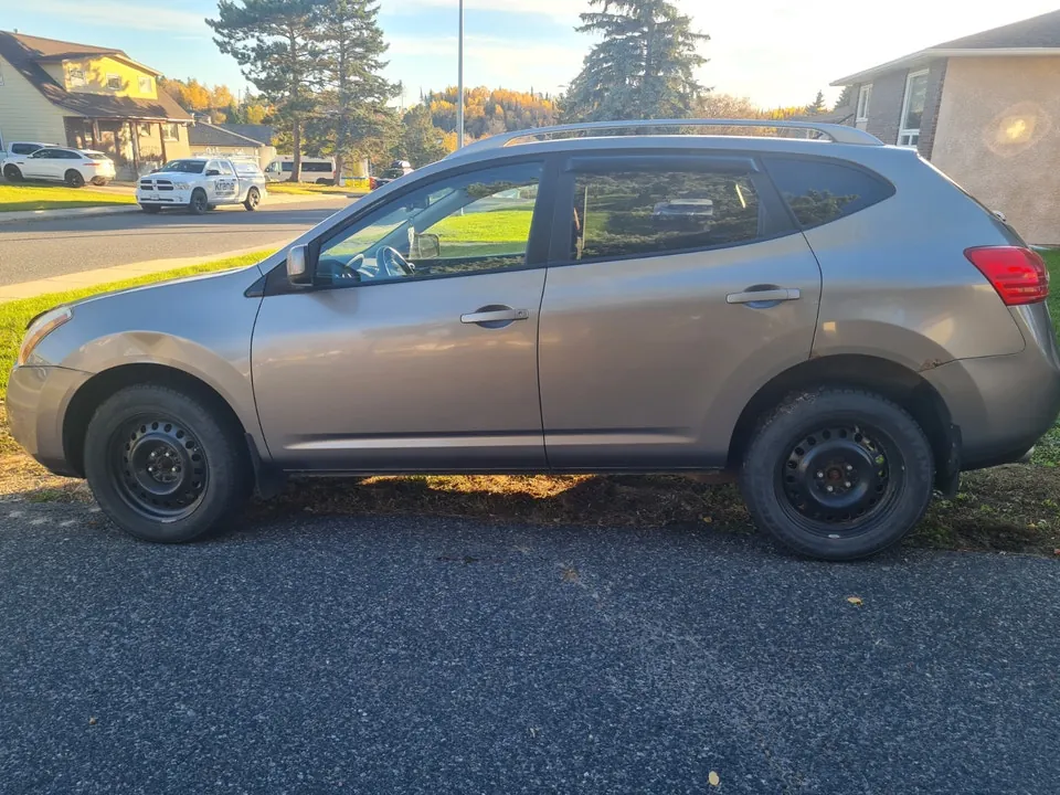 Nissan Rogue 2009 photo 3