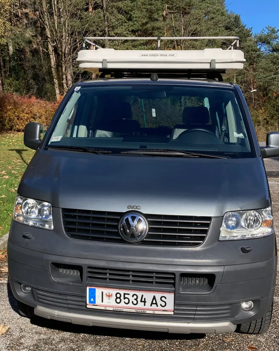 Volkswagen Multivan 2008 photo 2