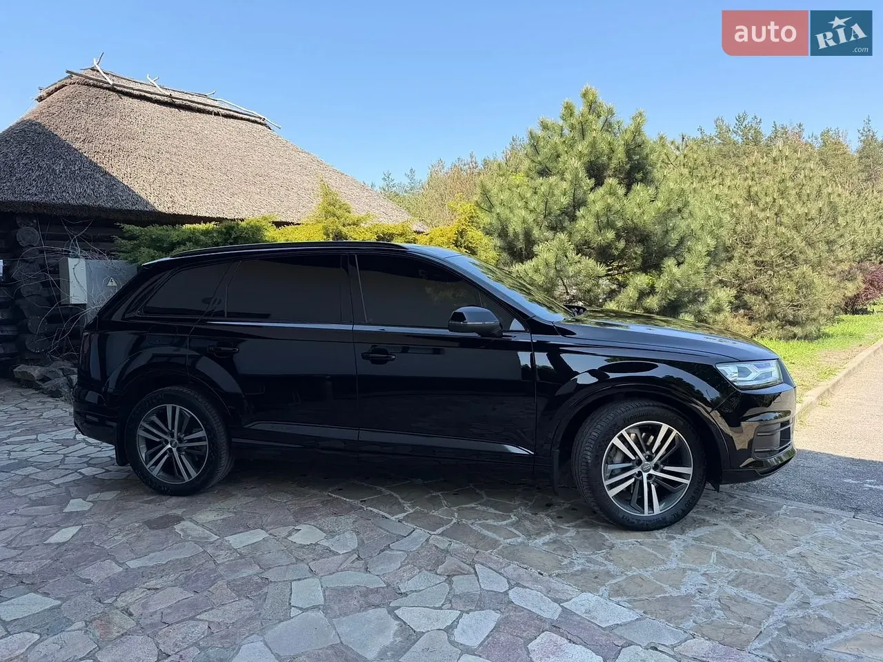 Audi Q7 2019 photo 3