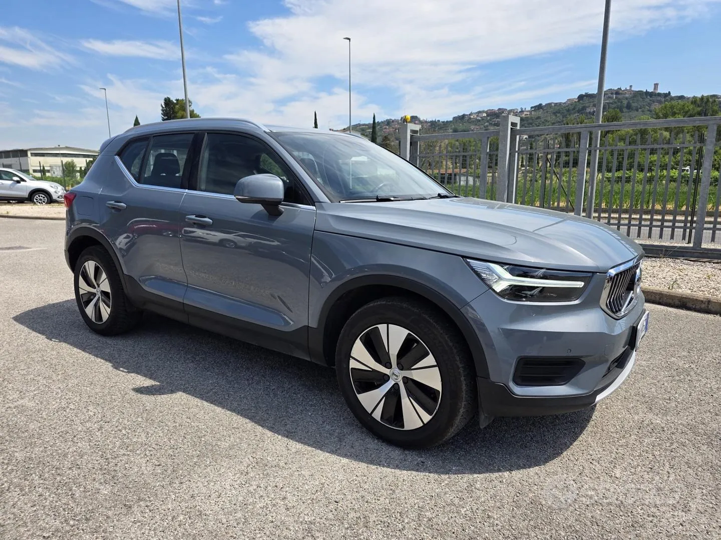 Volvo Xc40 2021 photo 3