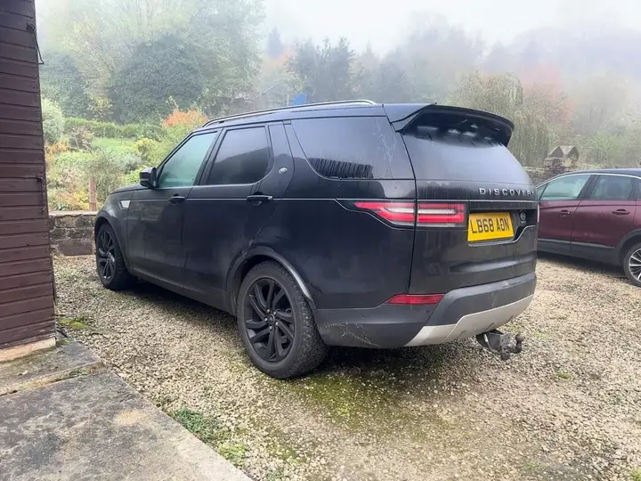 Land Rover Discovery 2018 photo 3