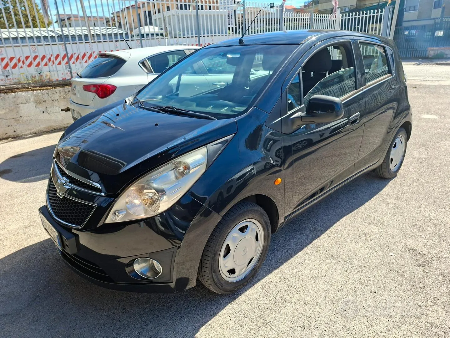 Chevrolet Spark 2011 photo 2
