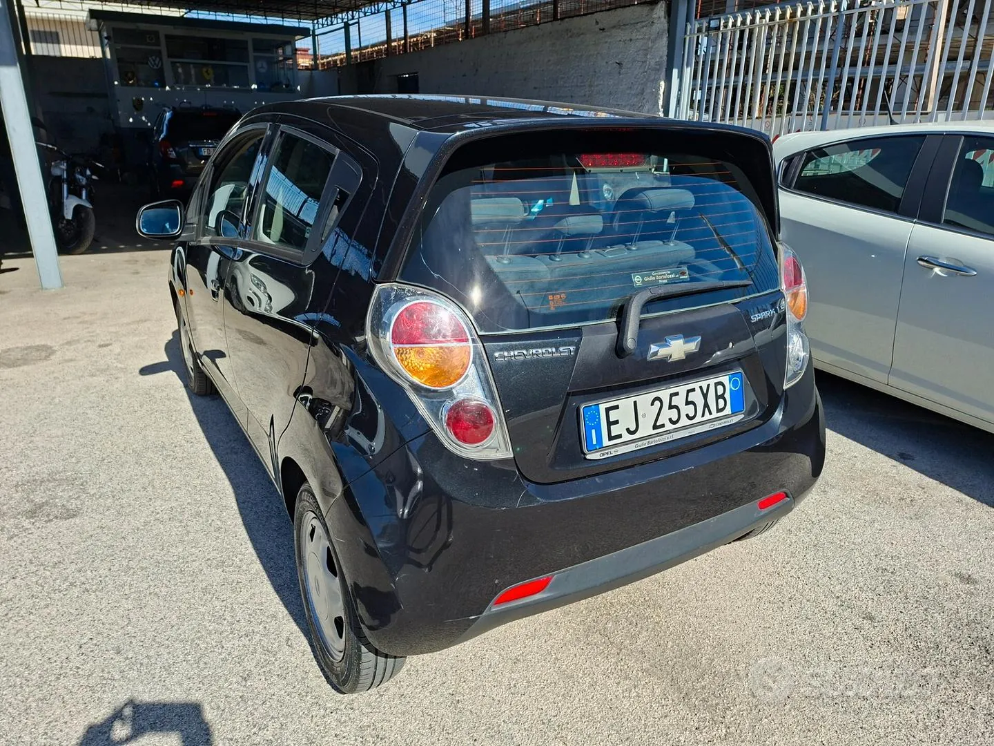 Chevrolet Spark 2011 photo 3