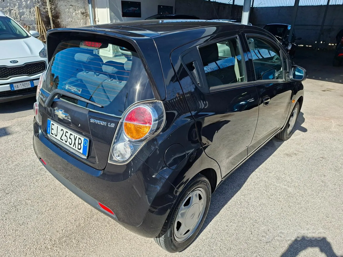 Chevrolet Spark 2011 photo 4