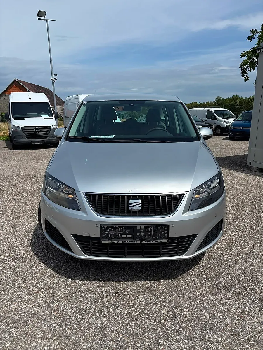 Seat Alhambra 2011 photo 3