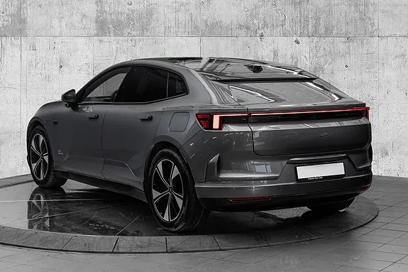 Polestar 4 2025 photo 5