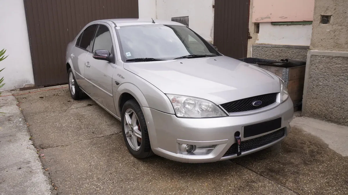 Ford Mondeo 2000 photo 3