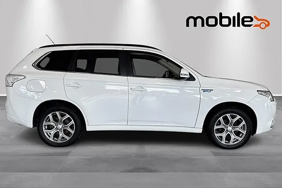Mitsubishi Outlander 2014 photo 2