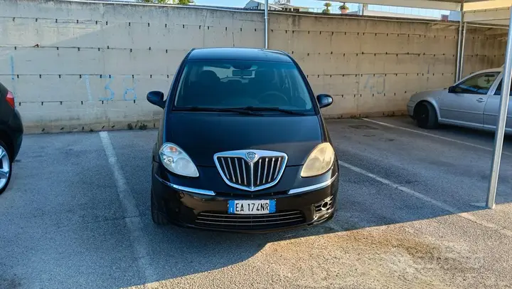 Lancia Musa 2010 photo 2