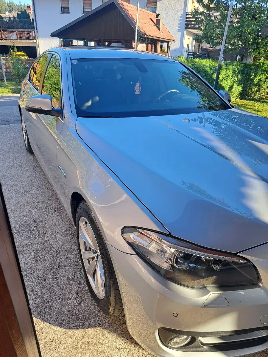 BMW 5 Series 2015 photo 2