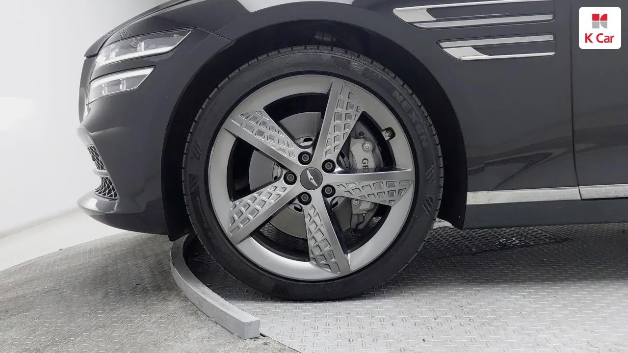 Genesis G80 2022 photo 5