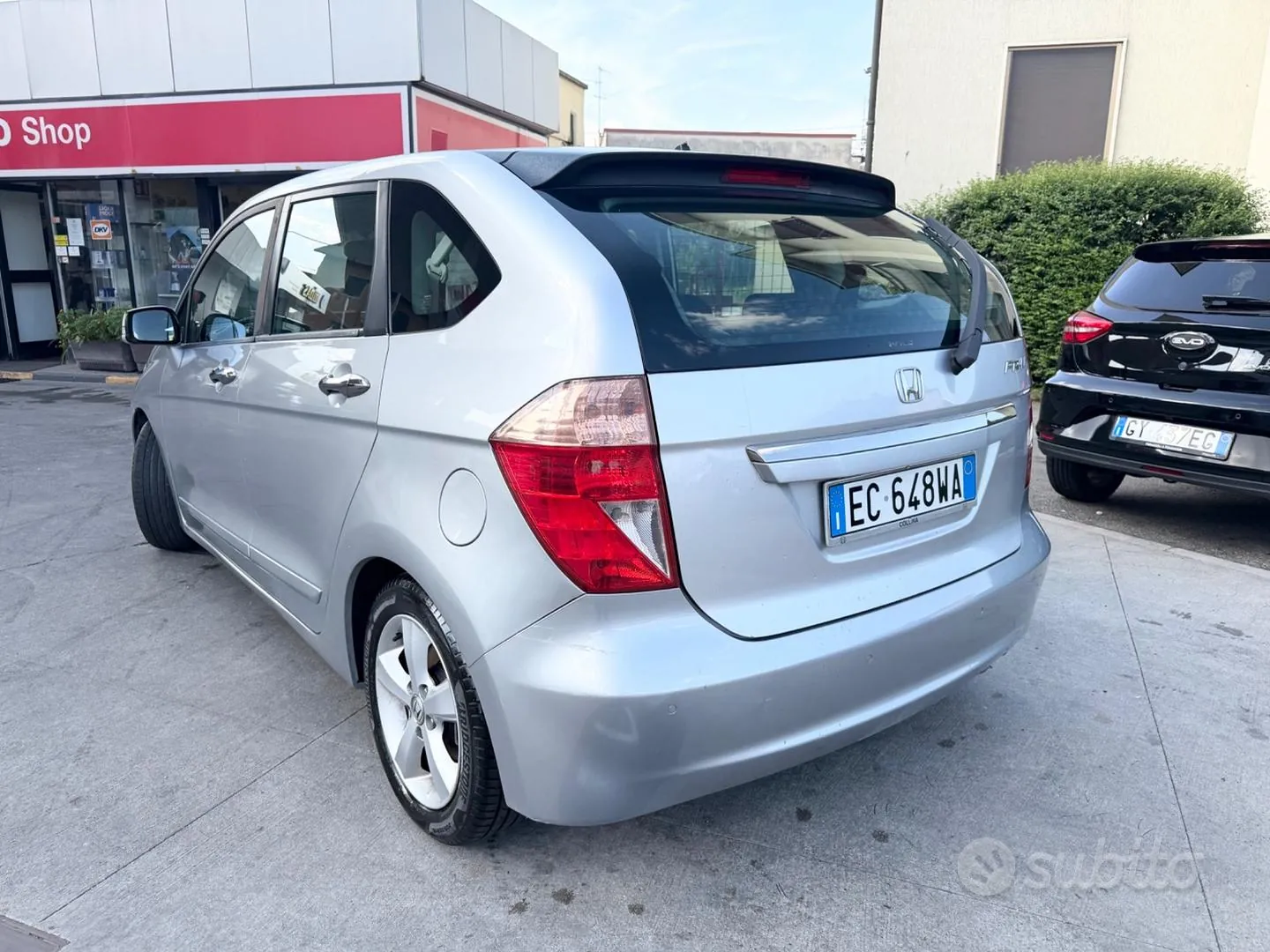 Honda Fr-V 2010 photo 5