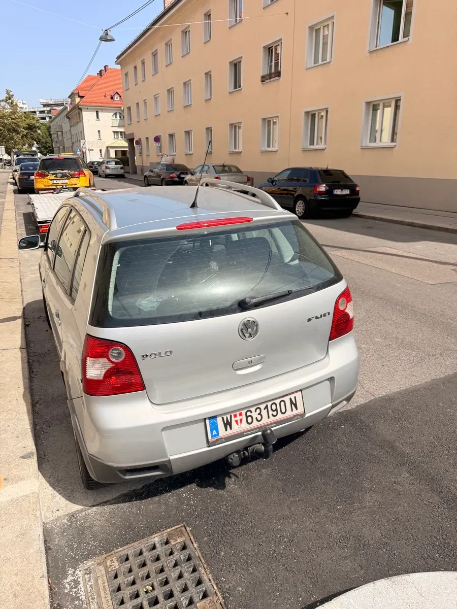 Volkswagen Polo 2005 photo 2