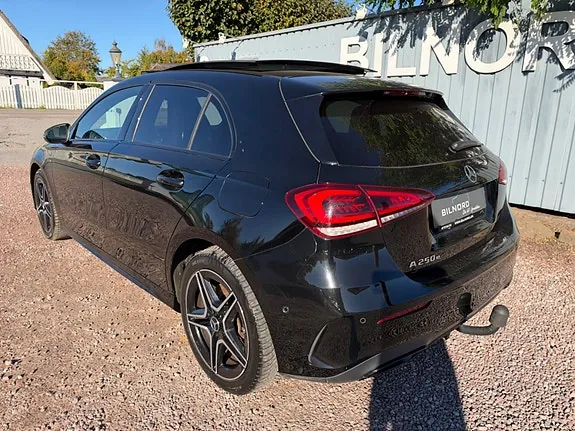 Mercedes-Benz A250 E 2020 photo 4