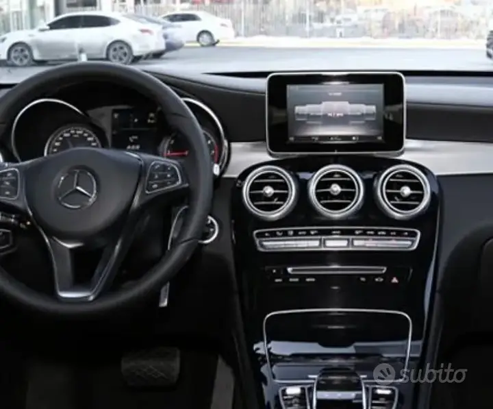 Mercedes-Benz Glc 2015 photo 2