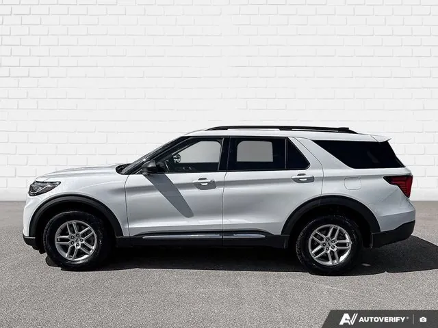 Ford Explorer 2025 photo 3