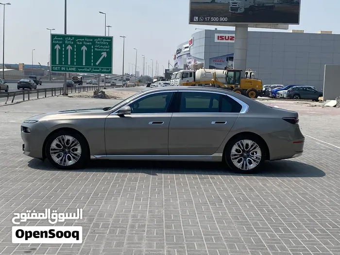 BMW 7 Series 2023 photo 3