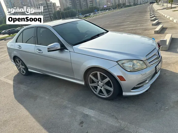 Mercedes-Benz C300 2010 photo 3