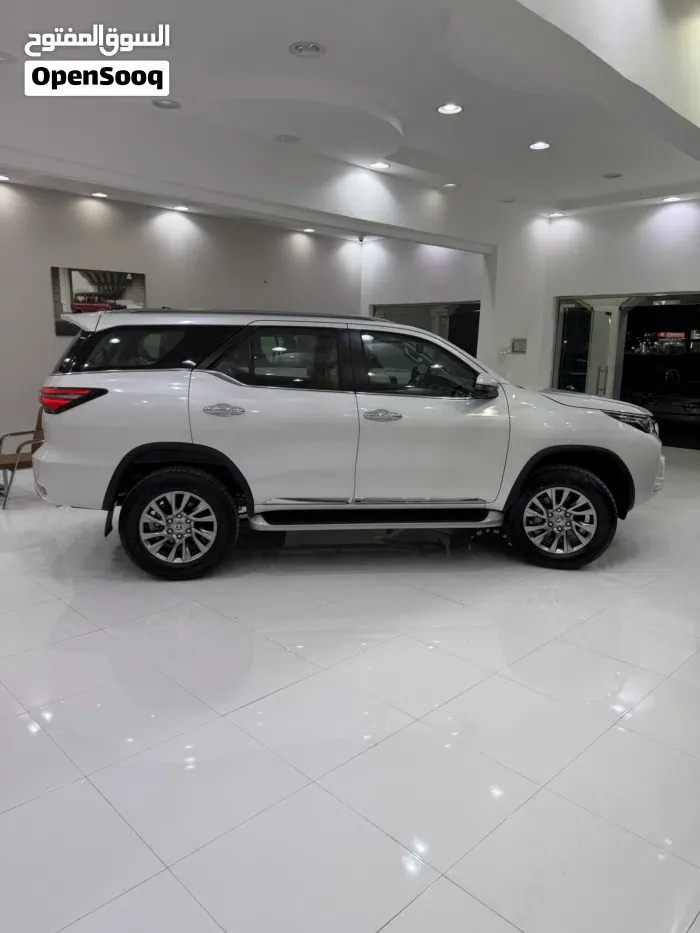 Toyota Fortuner 2026 photo 4