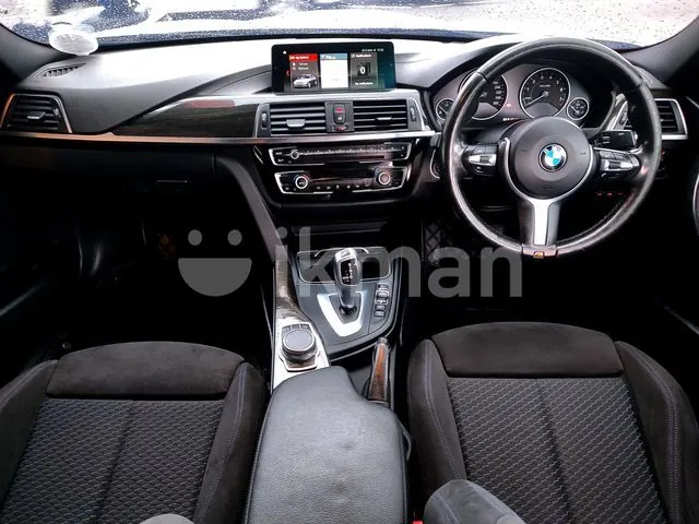 BMW 318I 2018 photo 3