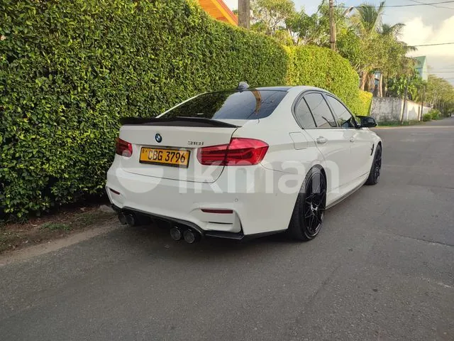 BMW 318I