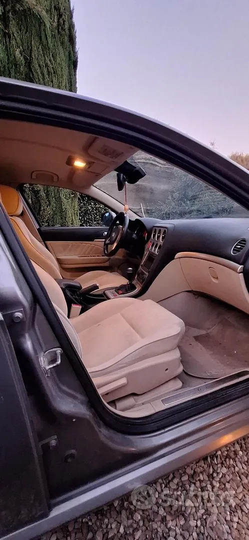 Alfa Romeo 159 2008 photo 3
