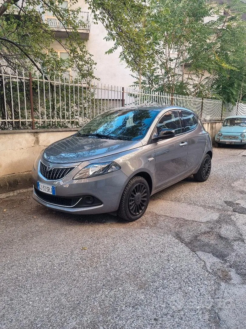 Lancia Ypsilon 2022 photo 4