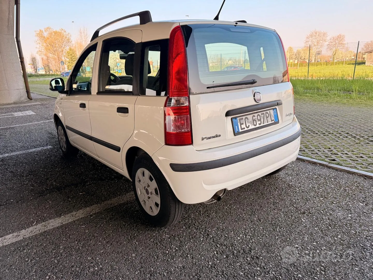 Fiat Panda 2010 photo 2