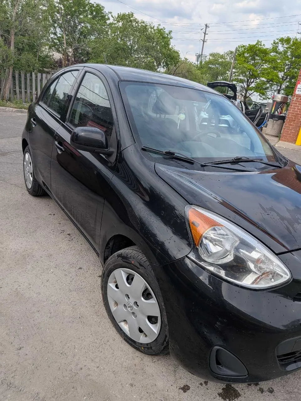 Nissan Micra 2017 photo 2