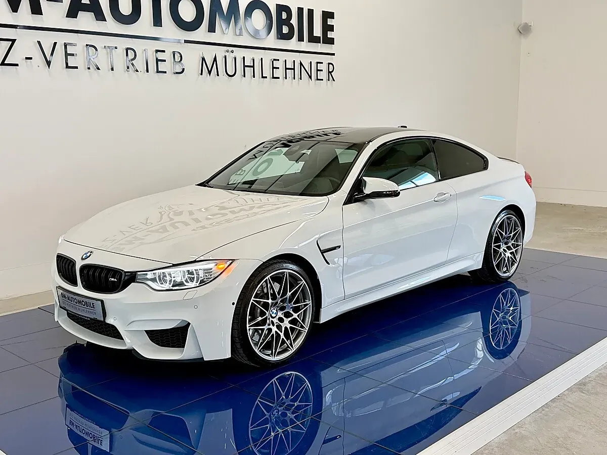 BMW M4 2016 photo 2