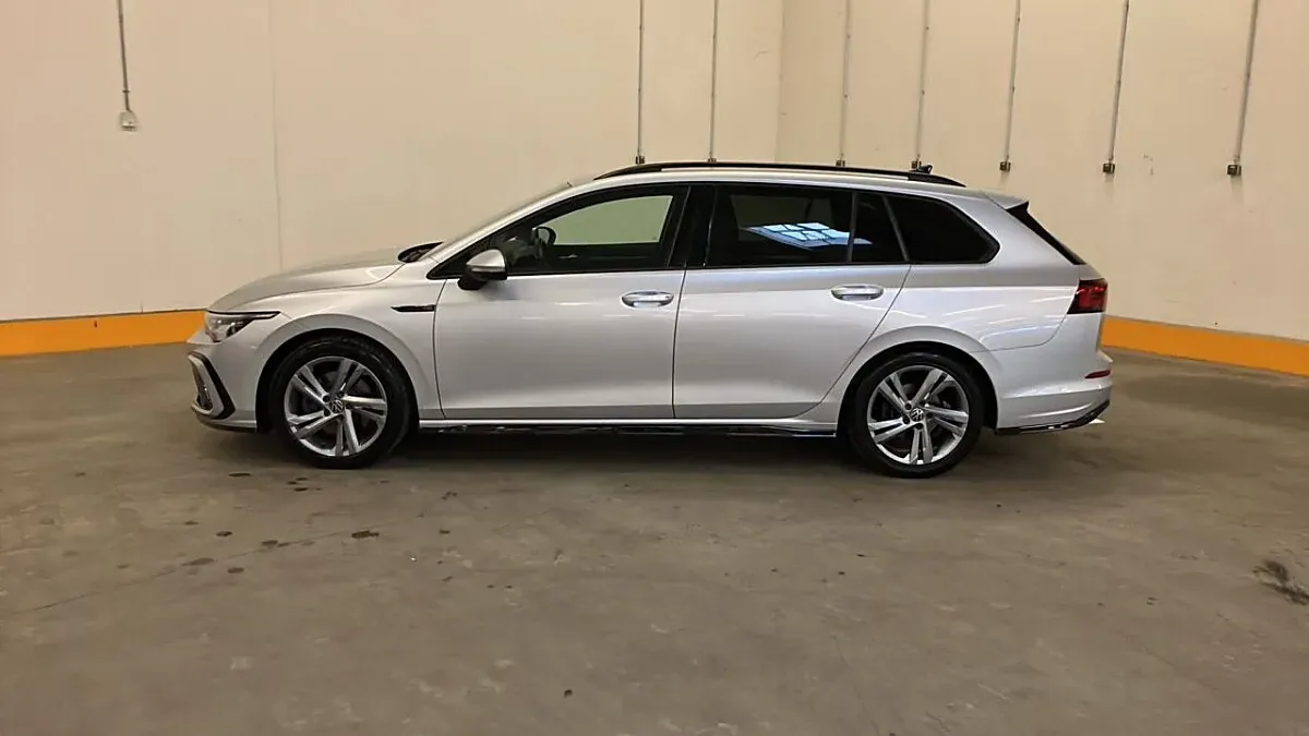 Volkswagen Golf 2022 photo 3