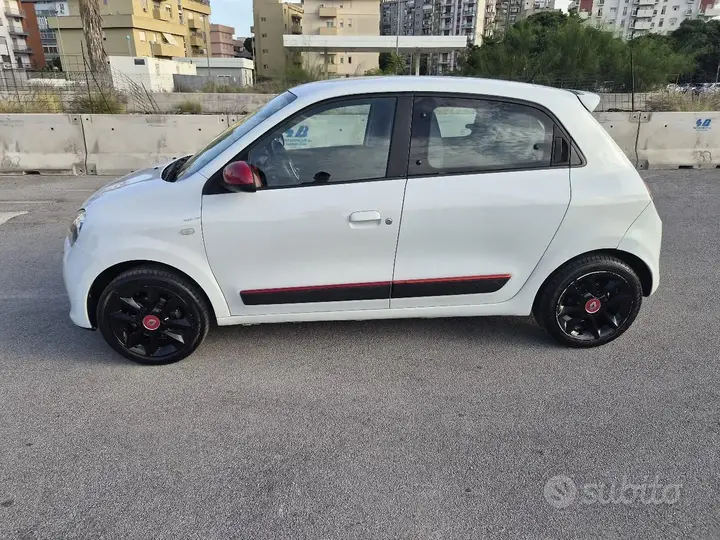 Renault Twingo 2015 photo 2
