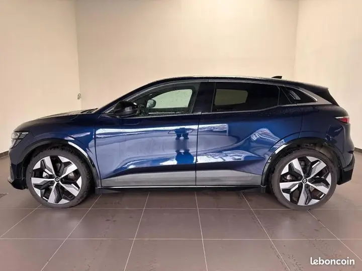 Renault Megane 2023 photo 3