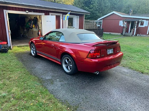 Ford Mustang 2000 photo 5