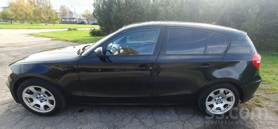 BMW 116 2007 photo 2