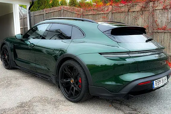 Porsche Taycan 4S 2025 photo 2