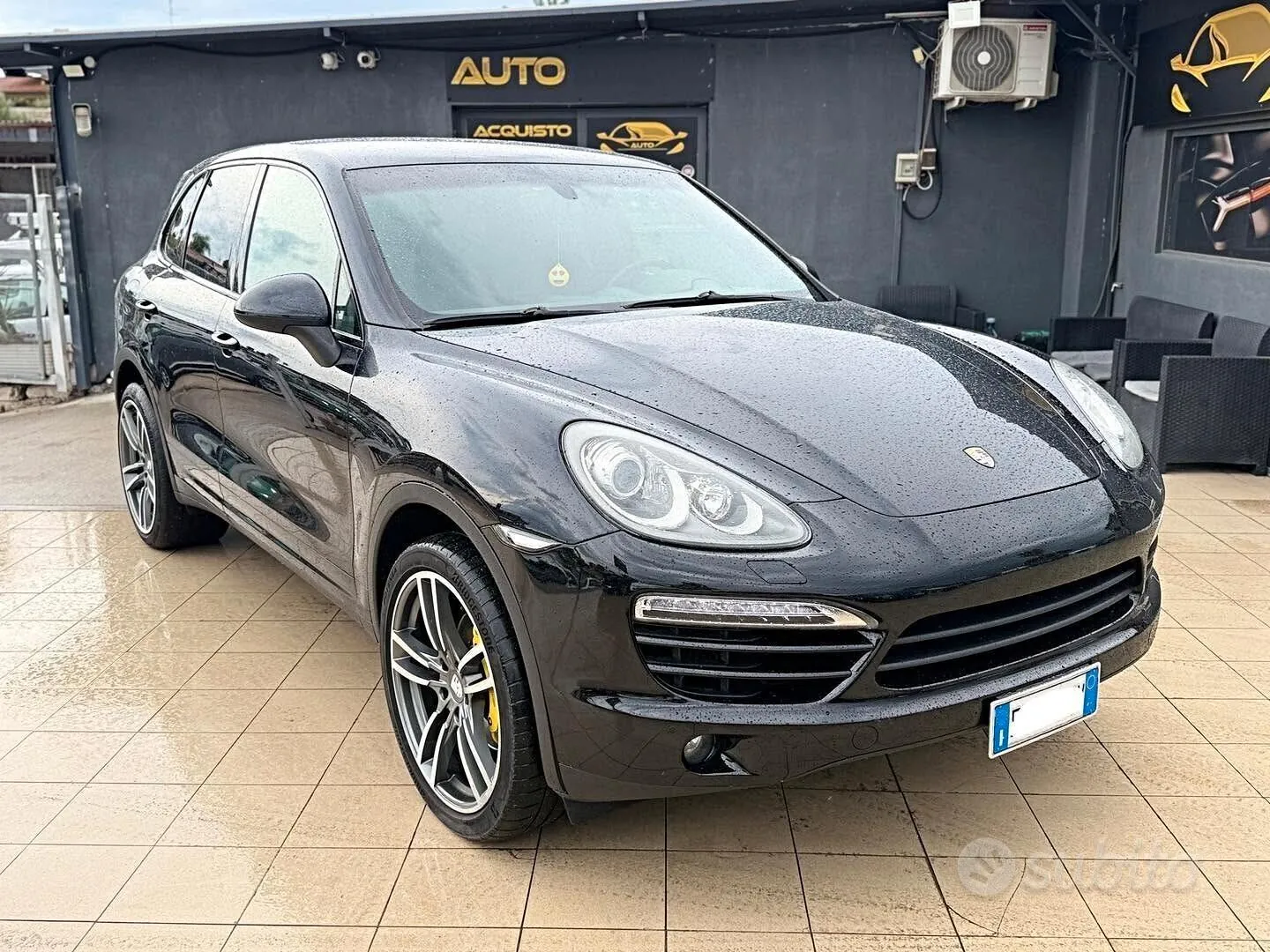 Porsche Cayenne 2014 photo 2