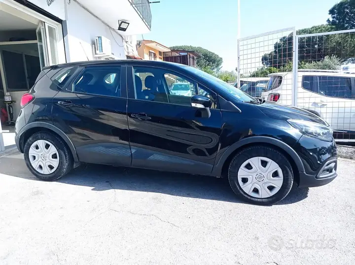 Renault Captur 2014 photo 2