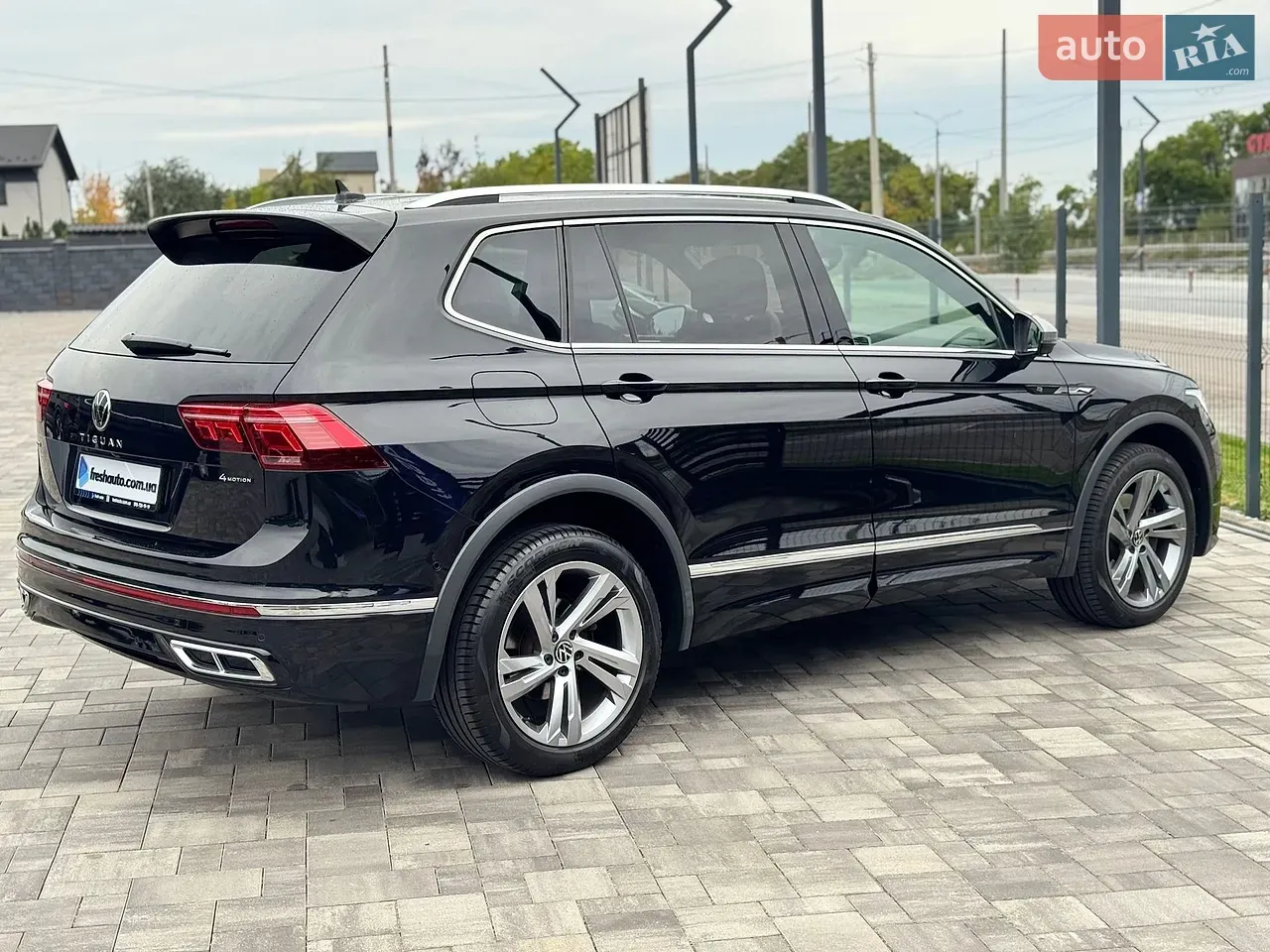 Volkswagen Tiguan Allspace 2022 photo 3