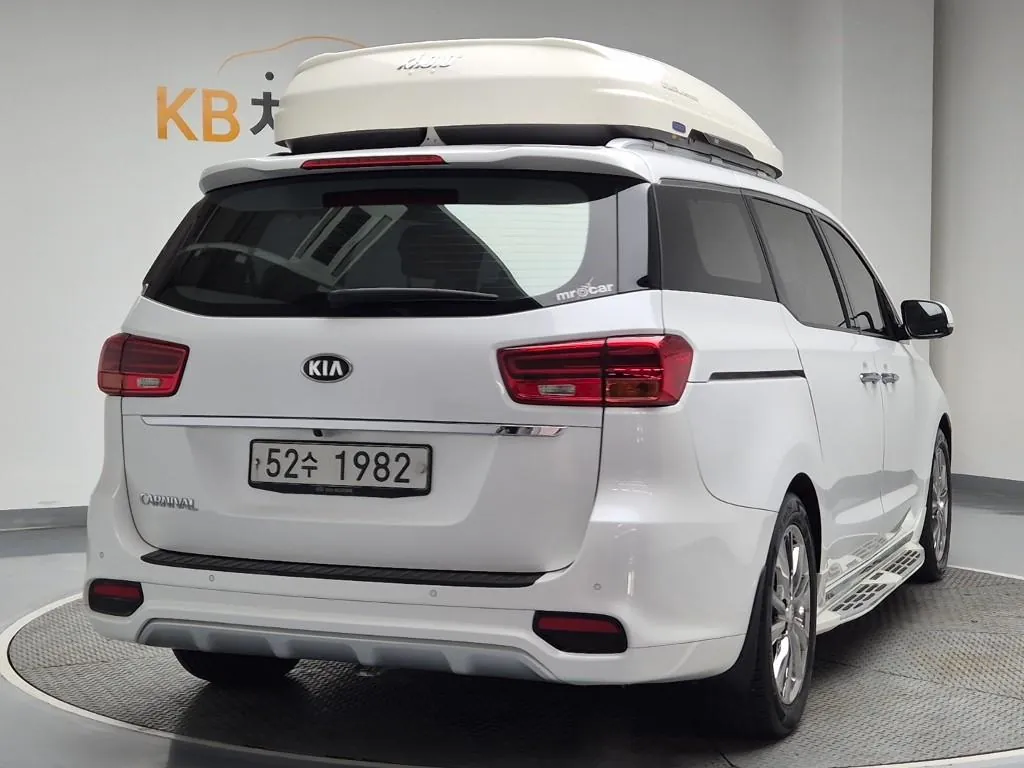 Kia Carnival 2019 photo 3