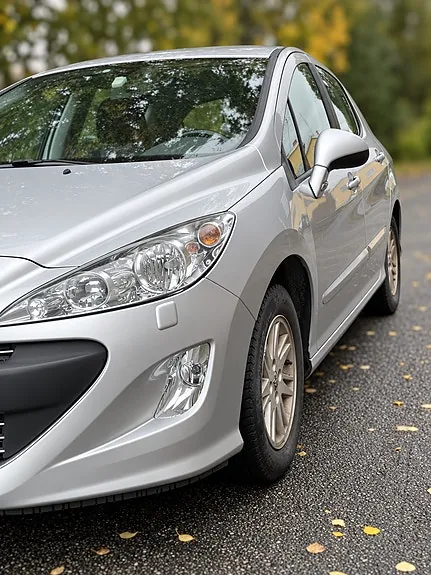 Peugeot 308 2011 photo 3