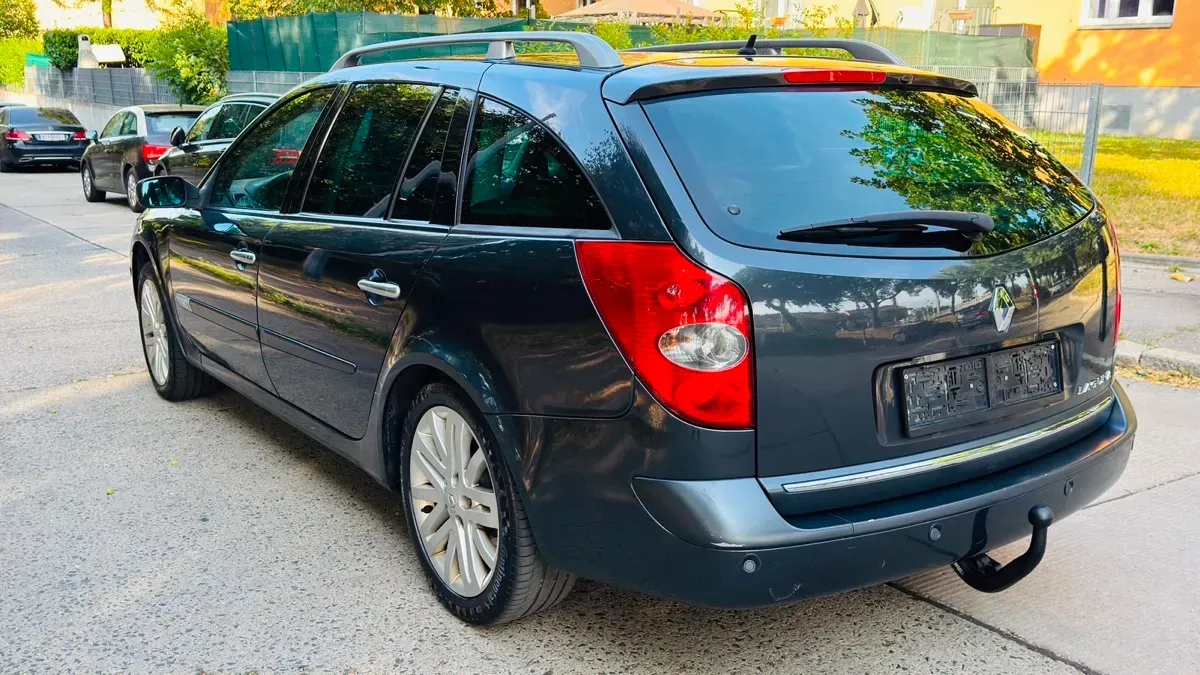 Renault Laguna 2007 photo 2