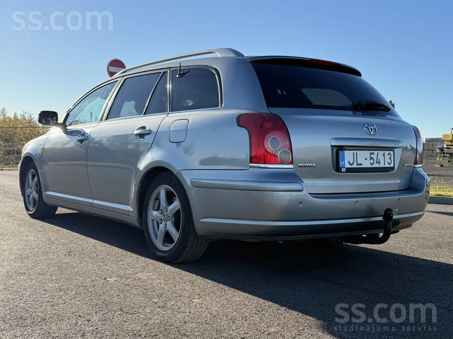 Toyota Avensis 2007 photo 2