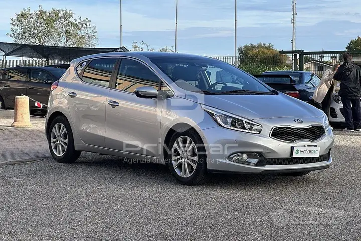 Kia Ceed 2015 photo 3