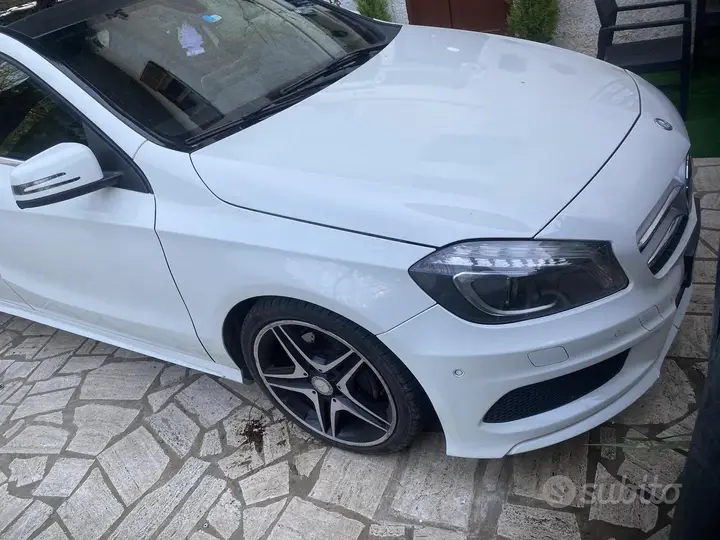 Mercedes-Benz A 180