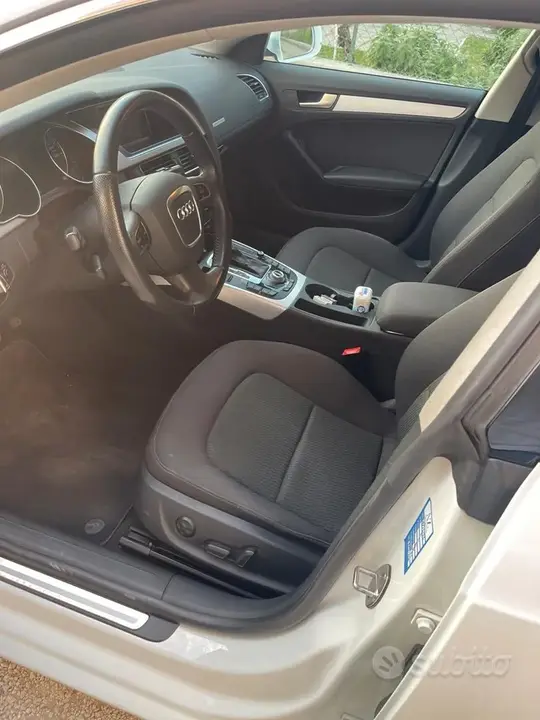 Audi A5 2012 photo 5