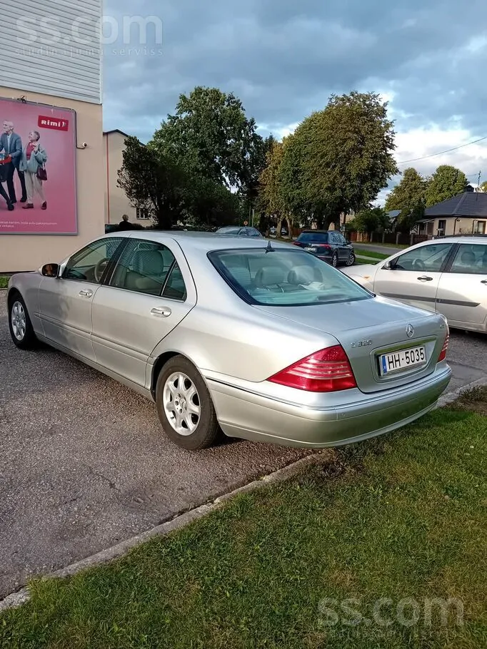 Mercedes-Benz S320 2005 photo 2
