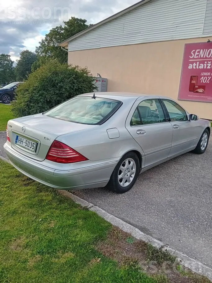 Mercedes-Benz S320 2005 photo 4