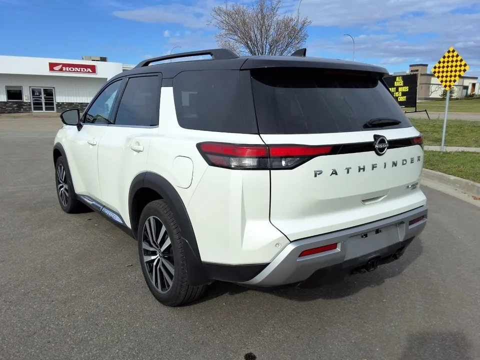 Nissan Pathfinder 2023 photo 5